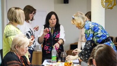 АТ «Вінницяобленерго» – personal account, transmit meter readings, call center 0 (800) 217-217 Великдень у серці, писанка в руці_12